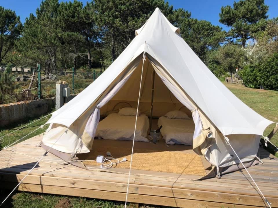 Camping & Glamping Muineira О Грове Екстериор снимка